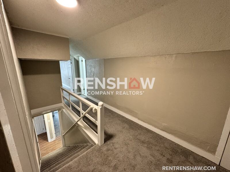 3439 Lakeview Rd - Photo 7 of 35