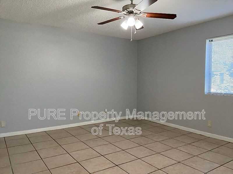 1307 Green Downs Dr - Photo 3 of 16