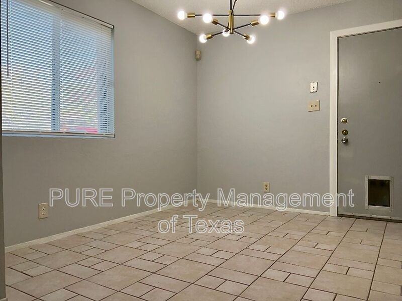 1307 Green Downs Dr - Photo 5 of 16