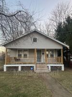 featured image of 2416 W Walnut St #1