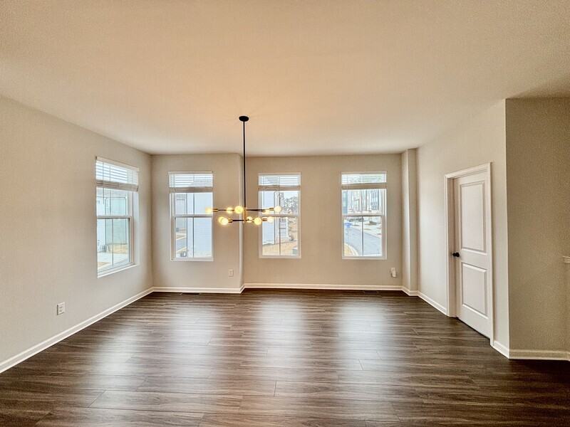 1465 Creekside Cir Nw - Photo 5 of 28