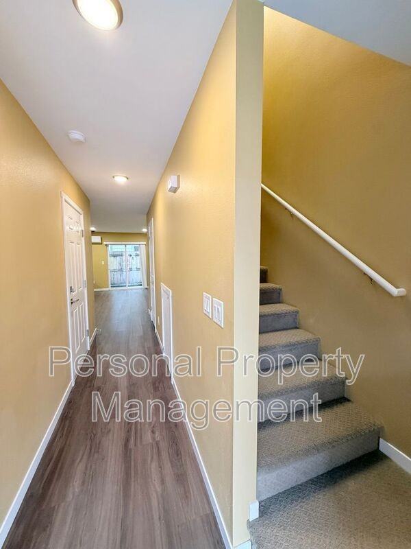5711 Ne 74th Ct #B - Photo 2 of 24