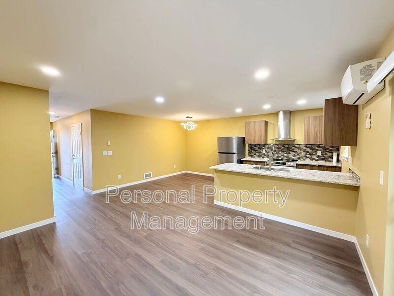 5711 Ne 74th Ct #B - Photo 7 of 24