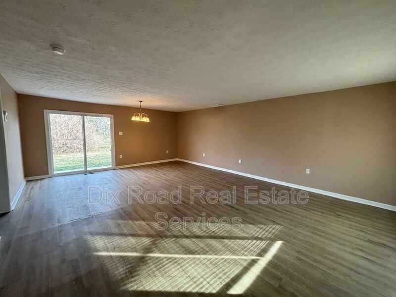 3828 Angus Ln - Photo 5 of 20