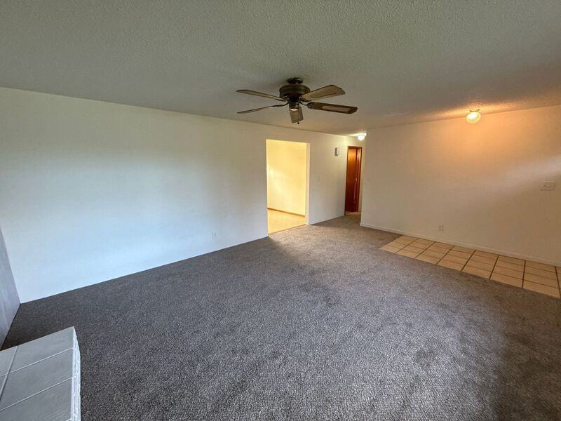 1650 Nw Highland Dr - Photo 5 of 38