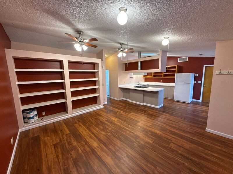 1341 F St - Photo 3 of 28