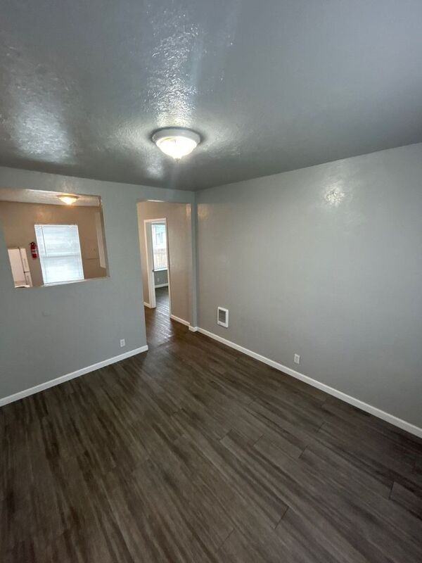 1237 Nandina St #6 - Photo 6 of 17