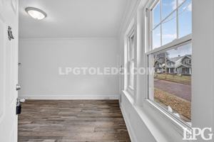 featured image of 1732 Arlington Ave