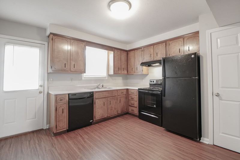 363 Peabody Dr - Photo 6 of 23