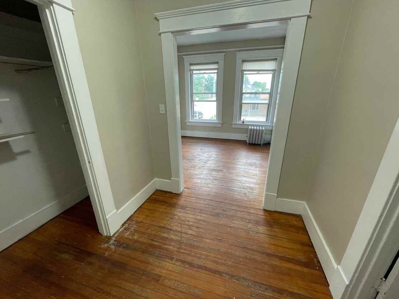 202 202 E Jefferson - 202 E Jefferson St #302 - Photo 5 of 8