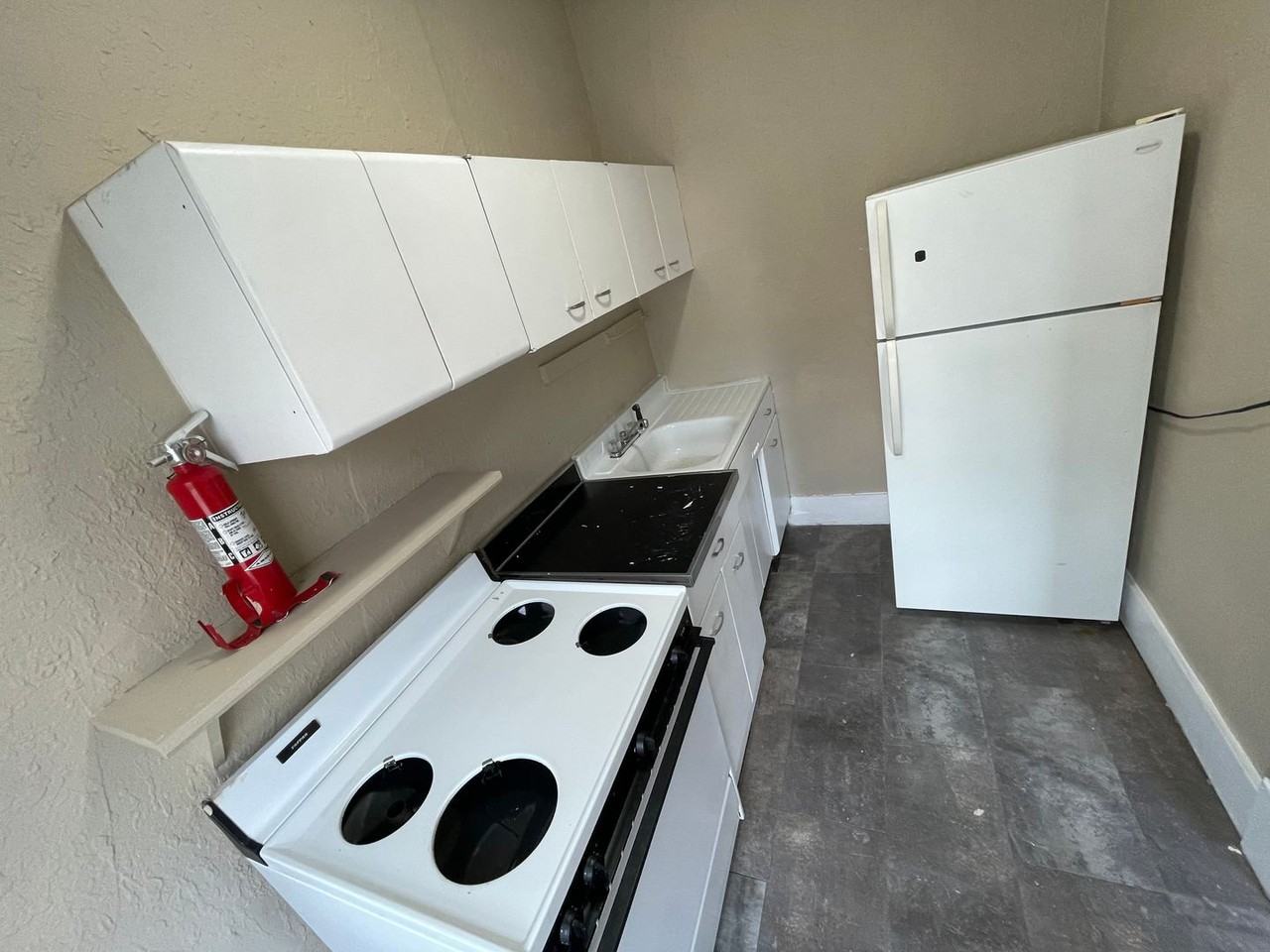 202 202 E Jefferson - 202 E Jefferson St #302 - Photo 7 of 8