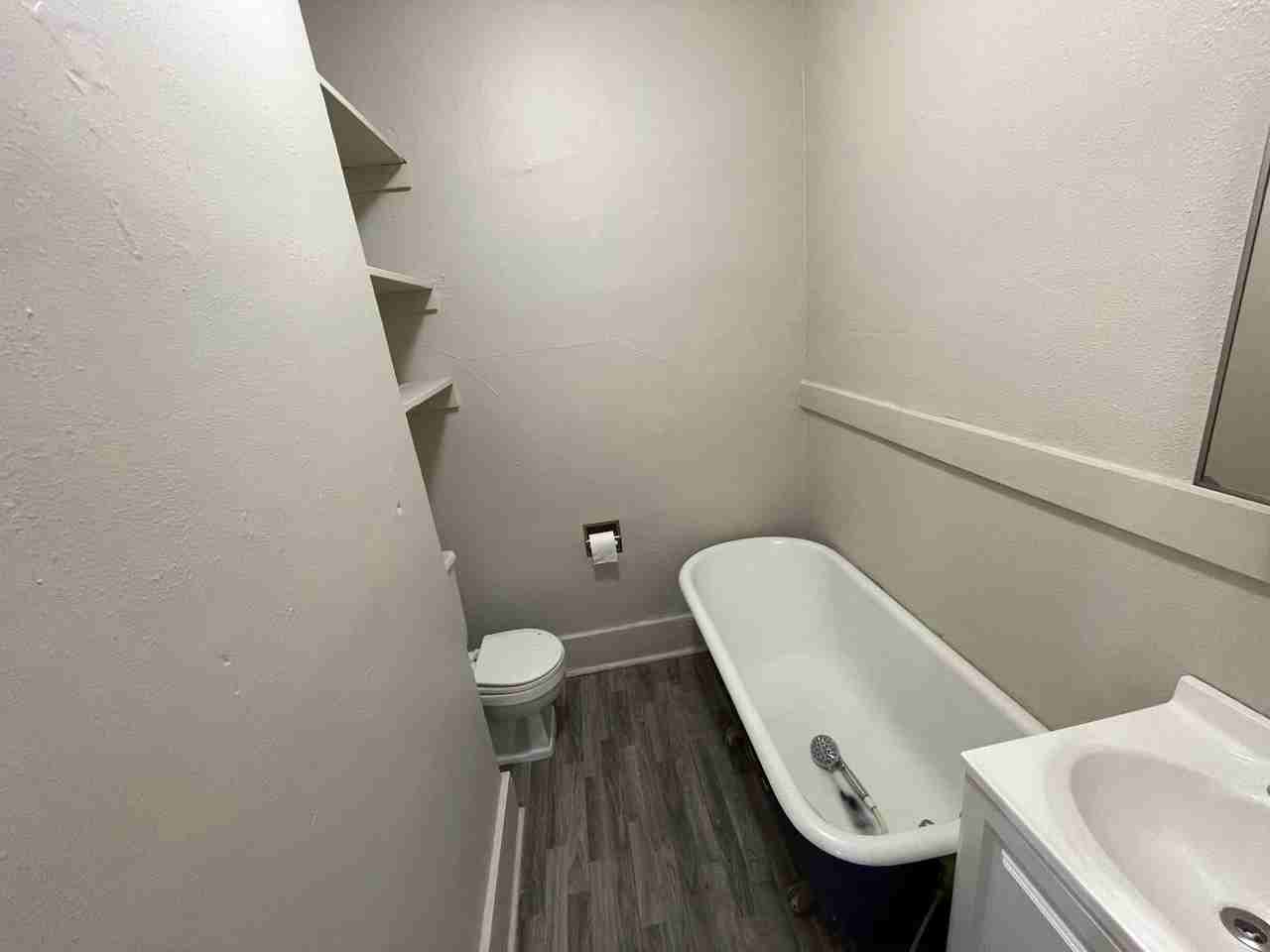 202 202 E Jefferson - 202 E Jefferson St #409 - Photo 6 of 9