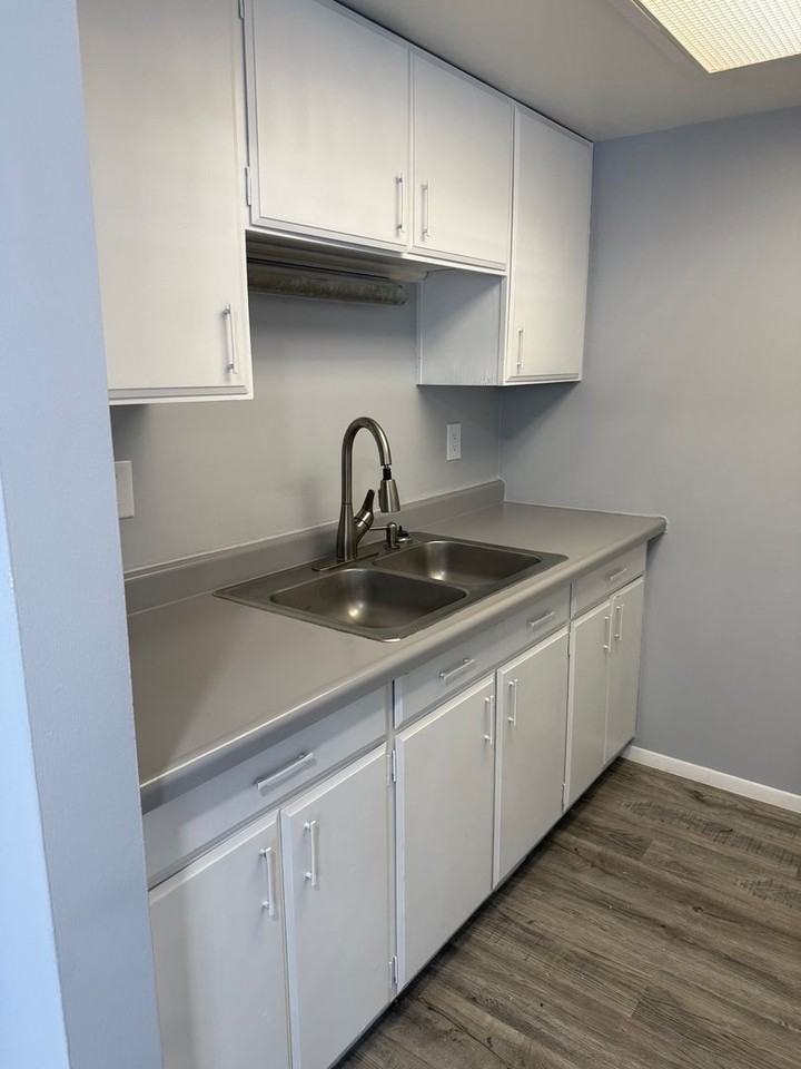 Boulder Hill - Photo 4 of 24