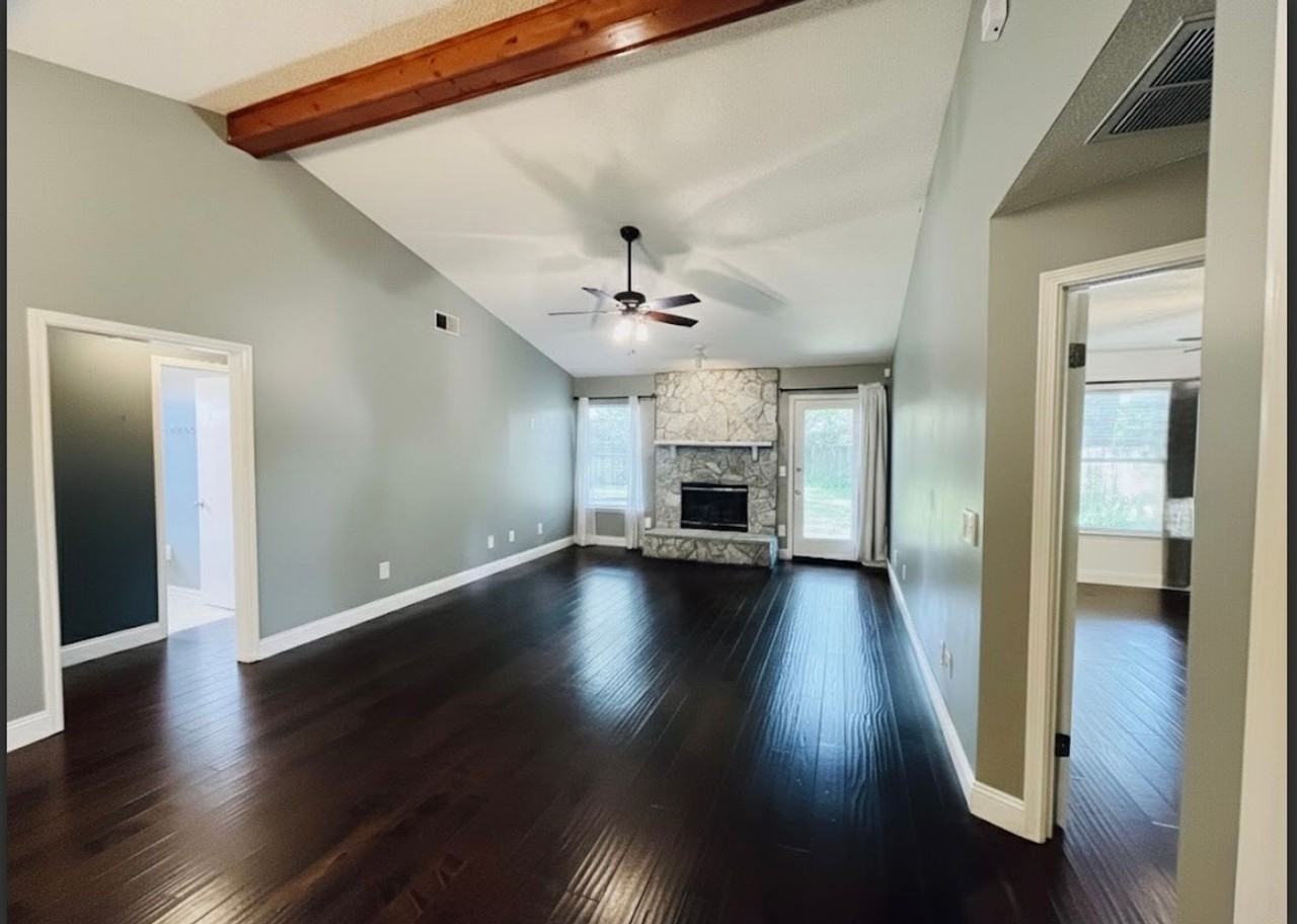 4112 Hollister Pl - Photo 2 of 12