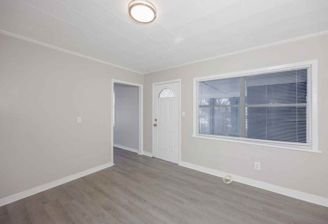 1530 S Martin Luther King Jr Ave - Photo 6 of 35