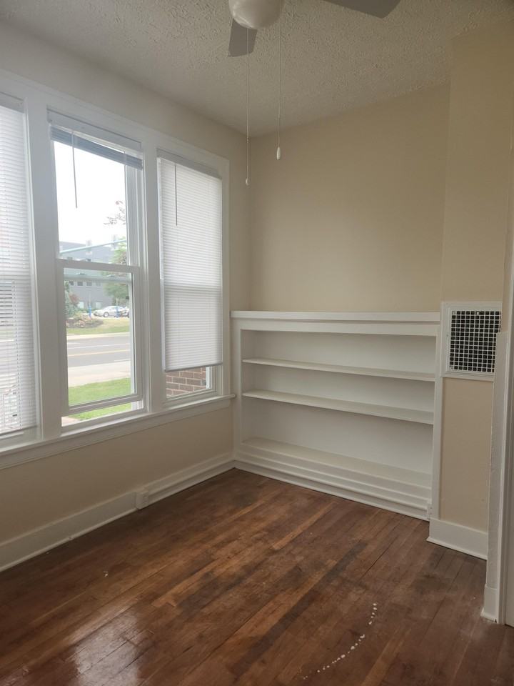 1220 Market - Photo 3 of 9