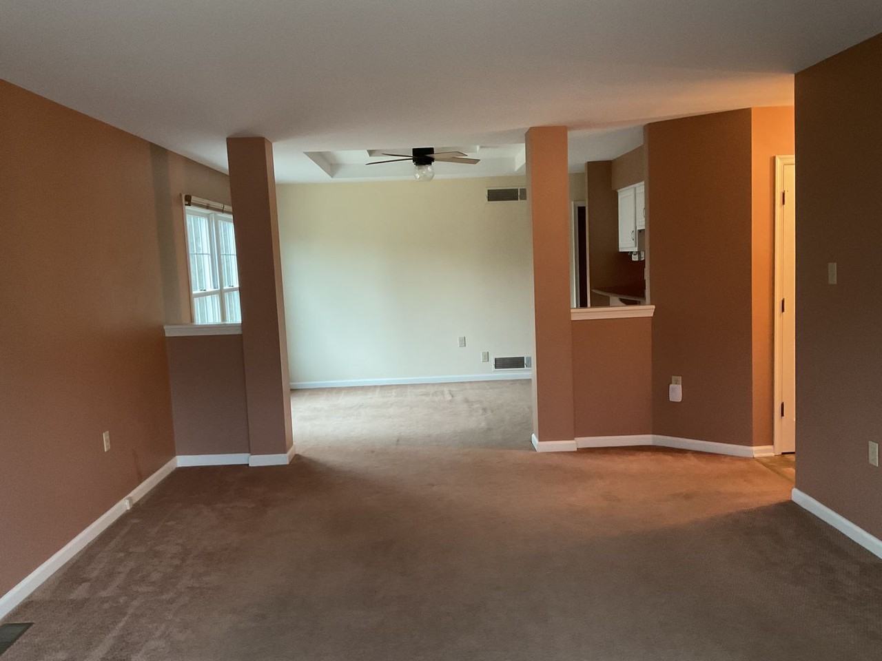 11 Round Ridge Rd - Photo 3 of 35