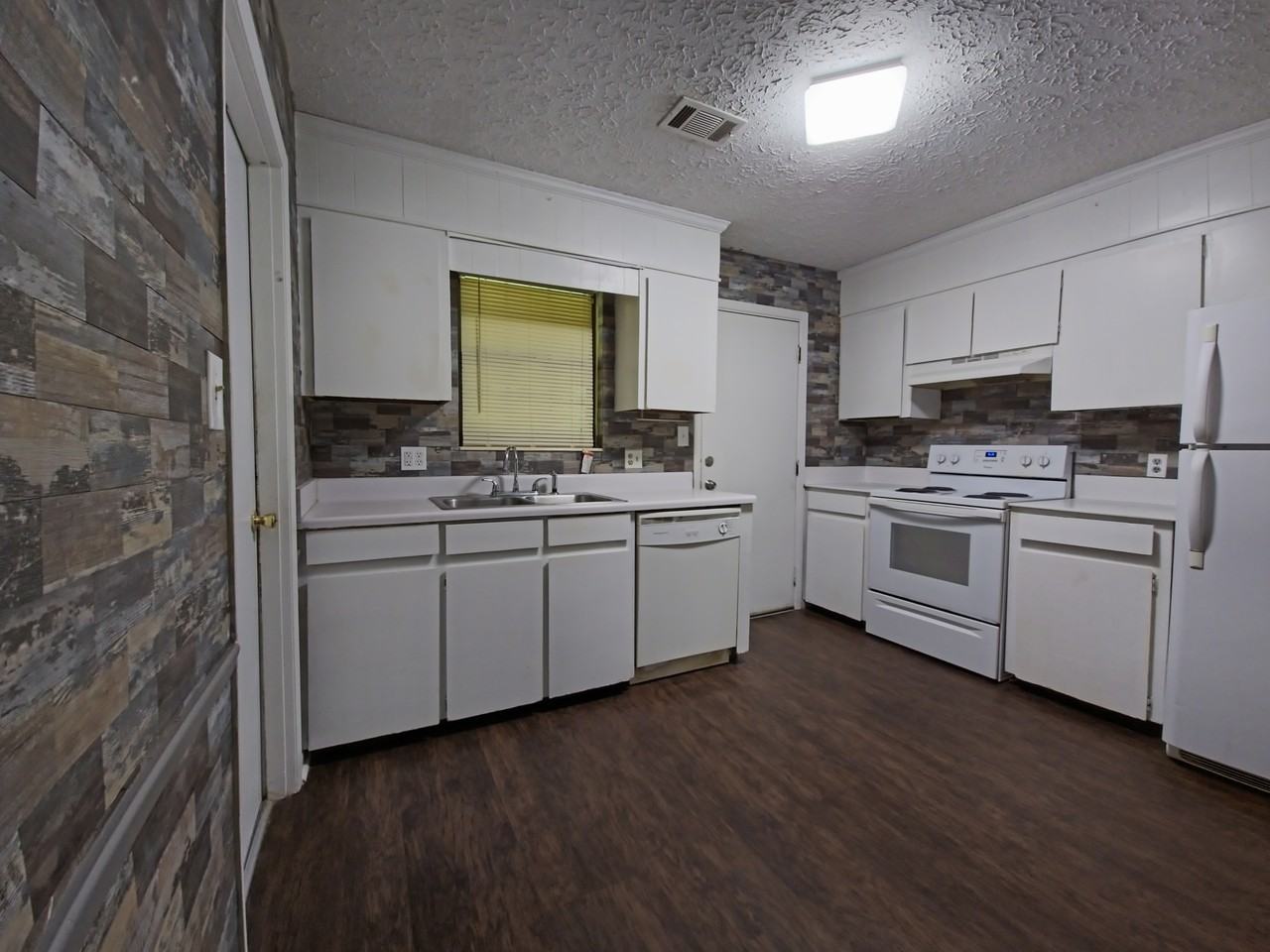 Overlook Flats - Photo 2 of 17