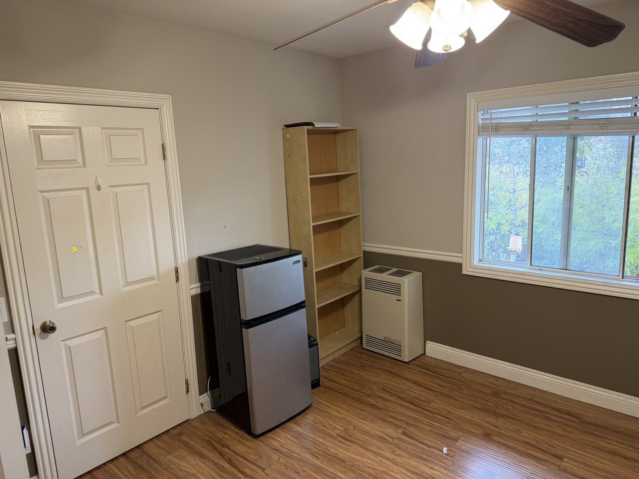 165 Chestnut St - Photo 2 of 45