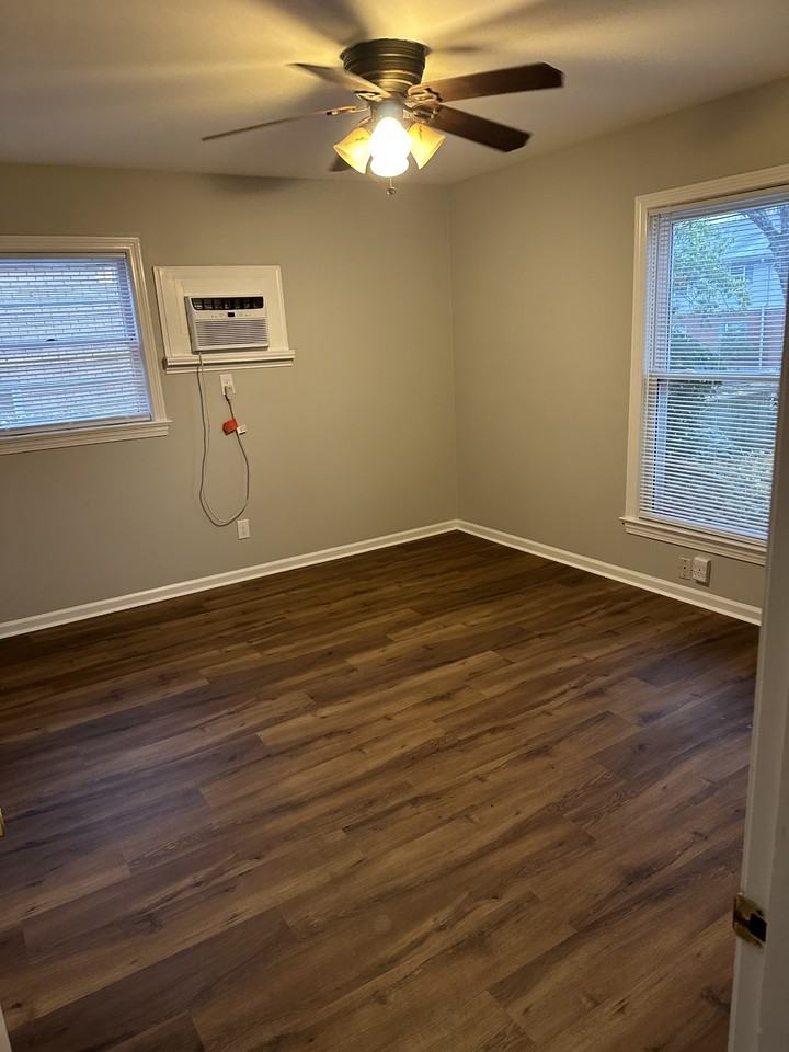 408 Lindsay Court - Photo 4 of 6