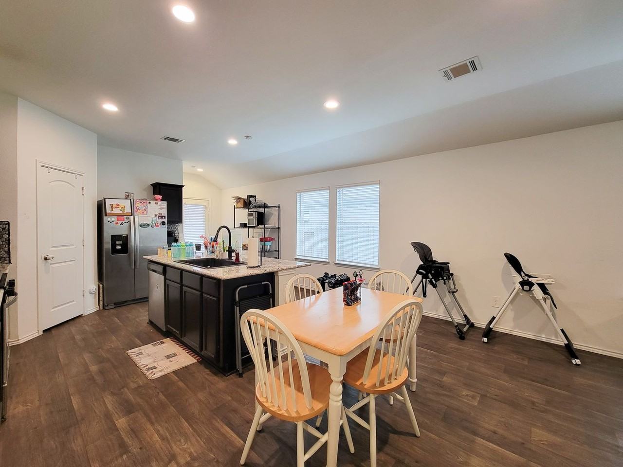 14741 Hazel Branch Dr - Photo 4 of 31