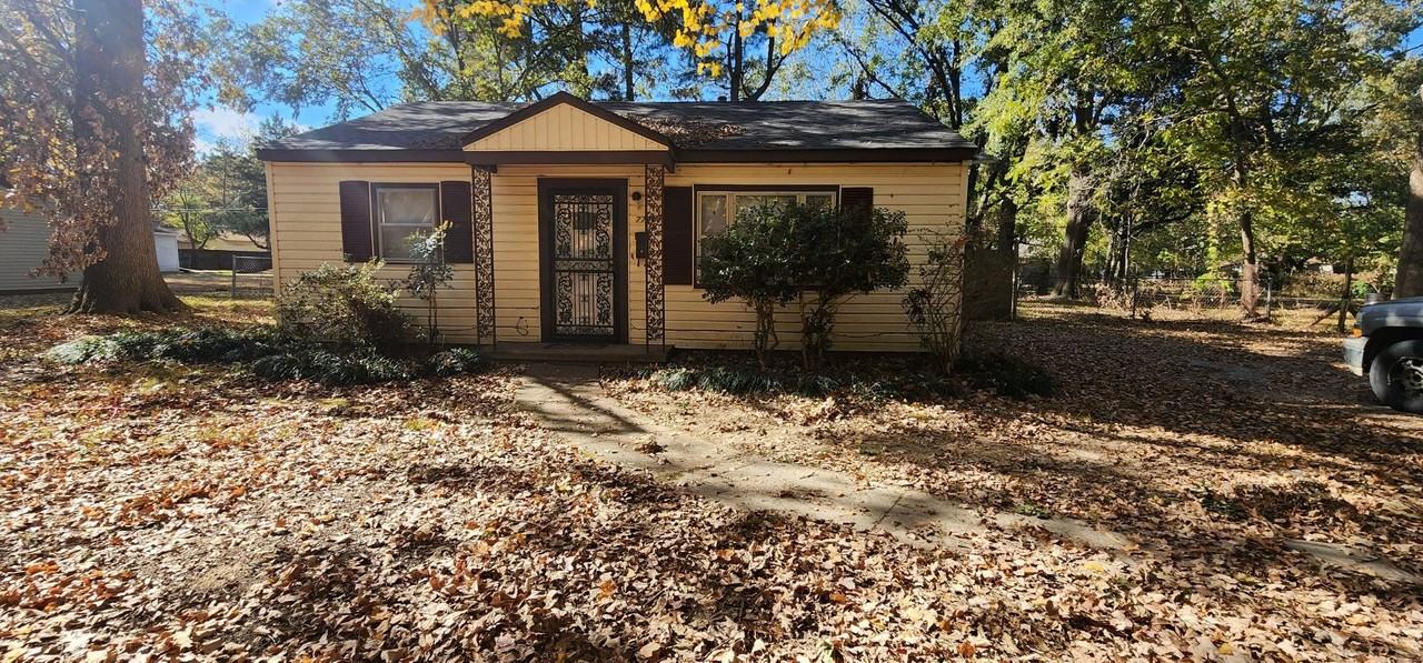 7799 Admiral Rd - Photo 3 of 7