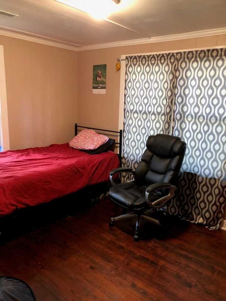 1965 Macon Ave - Photo 6 of 16