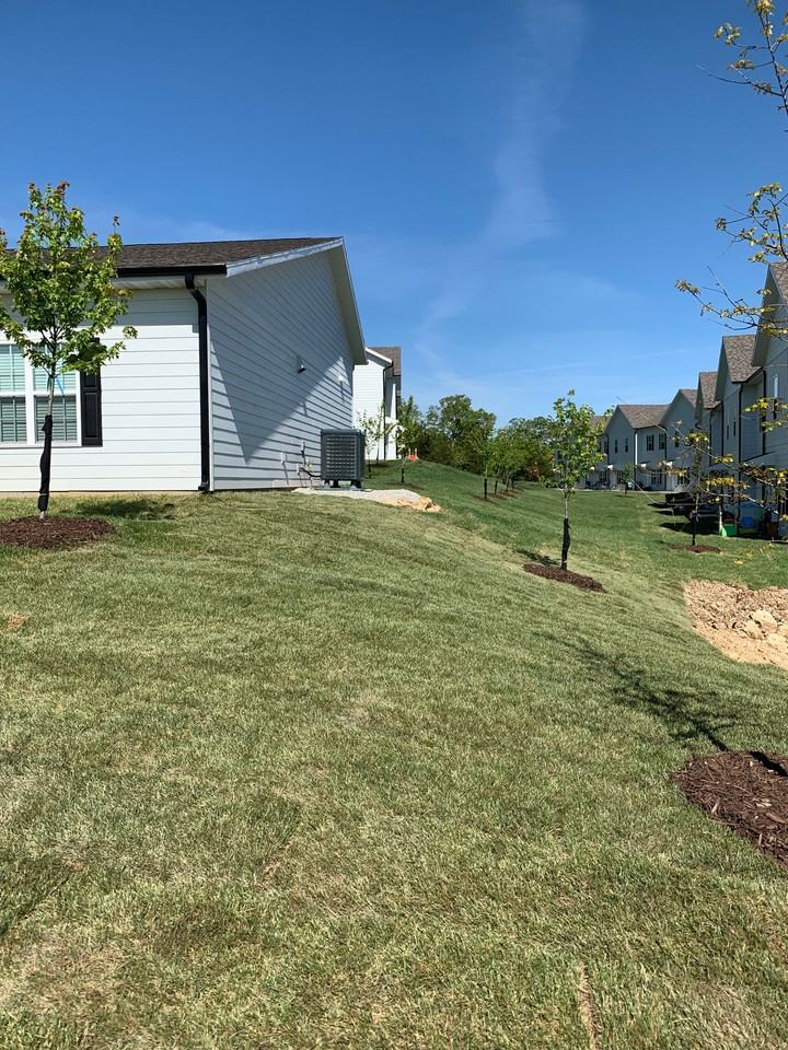 331 Aberdeen Lane - Photo 3 of 6