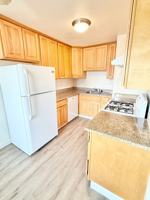 featured image of 900 Broadway St