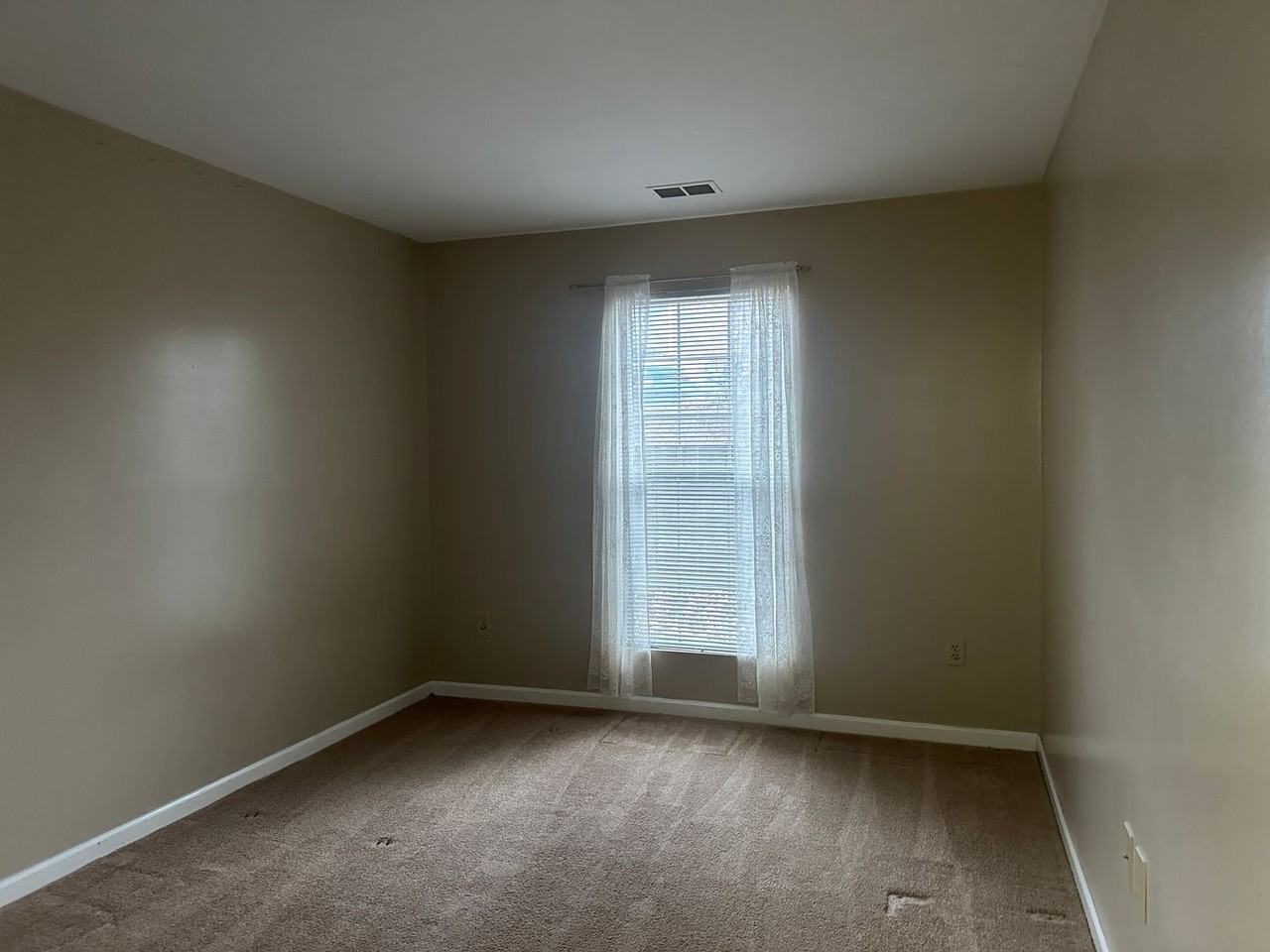 114-2 Timberlake Ter - Photo 6 of 15