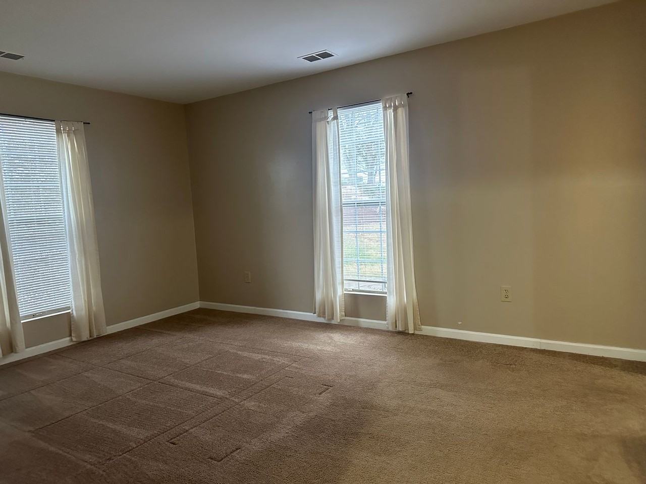 114-2 Timberlake Ter - Photo 7 of 15