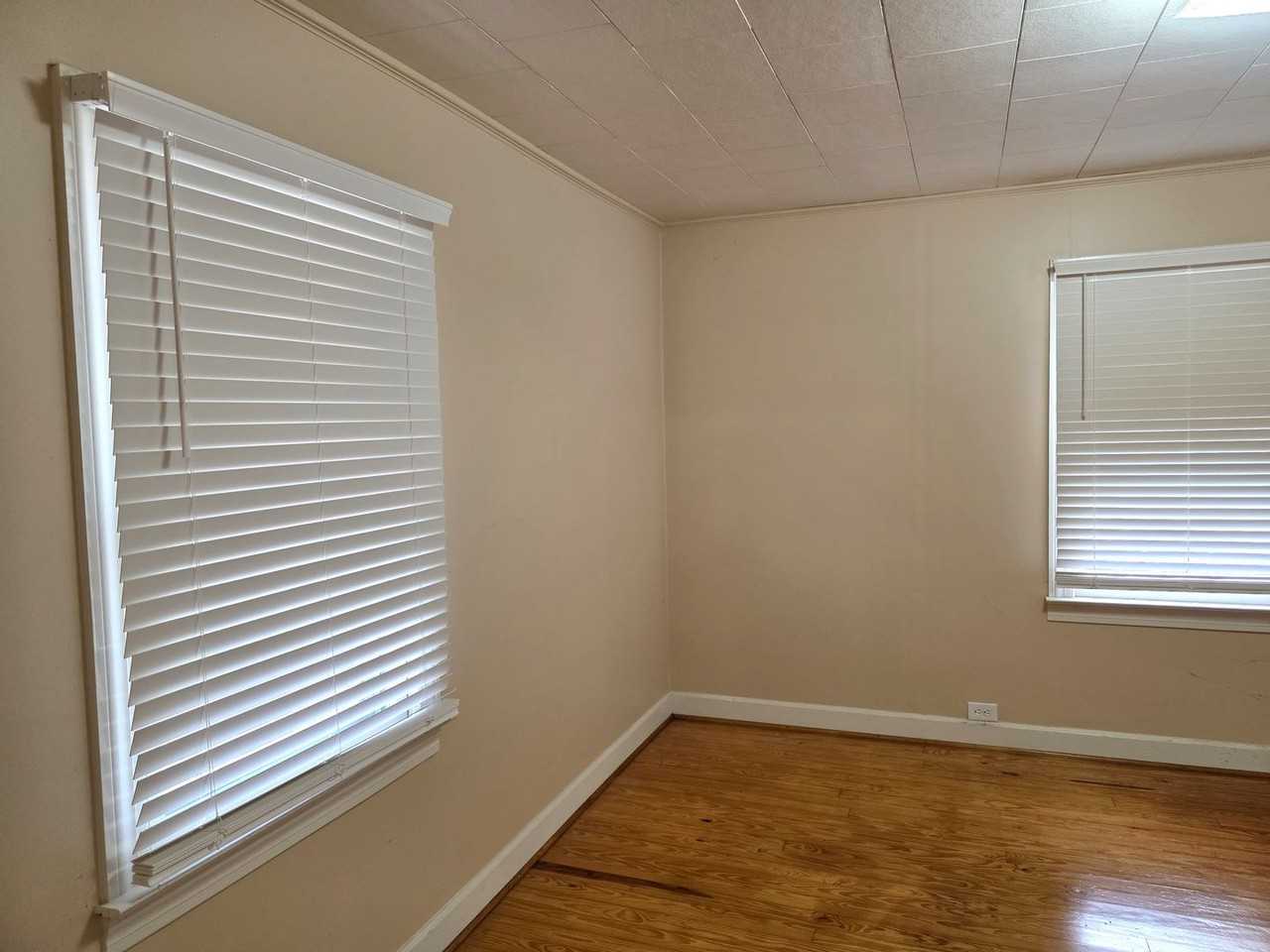 816 Banner St - Photo 3 of 20