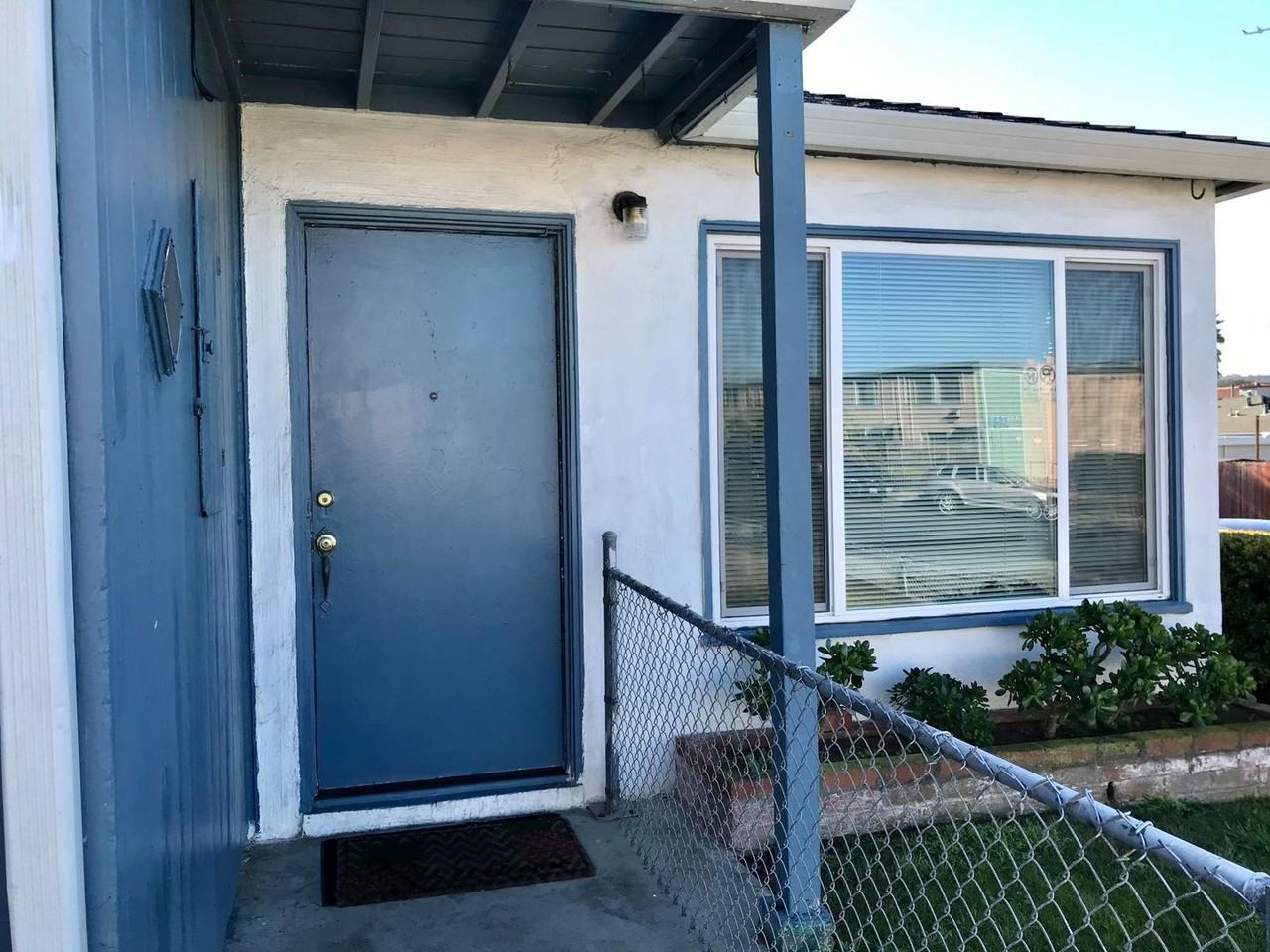 504 A St - Photo 2 of 17