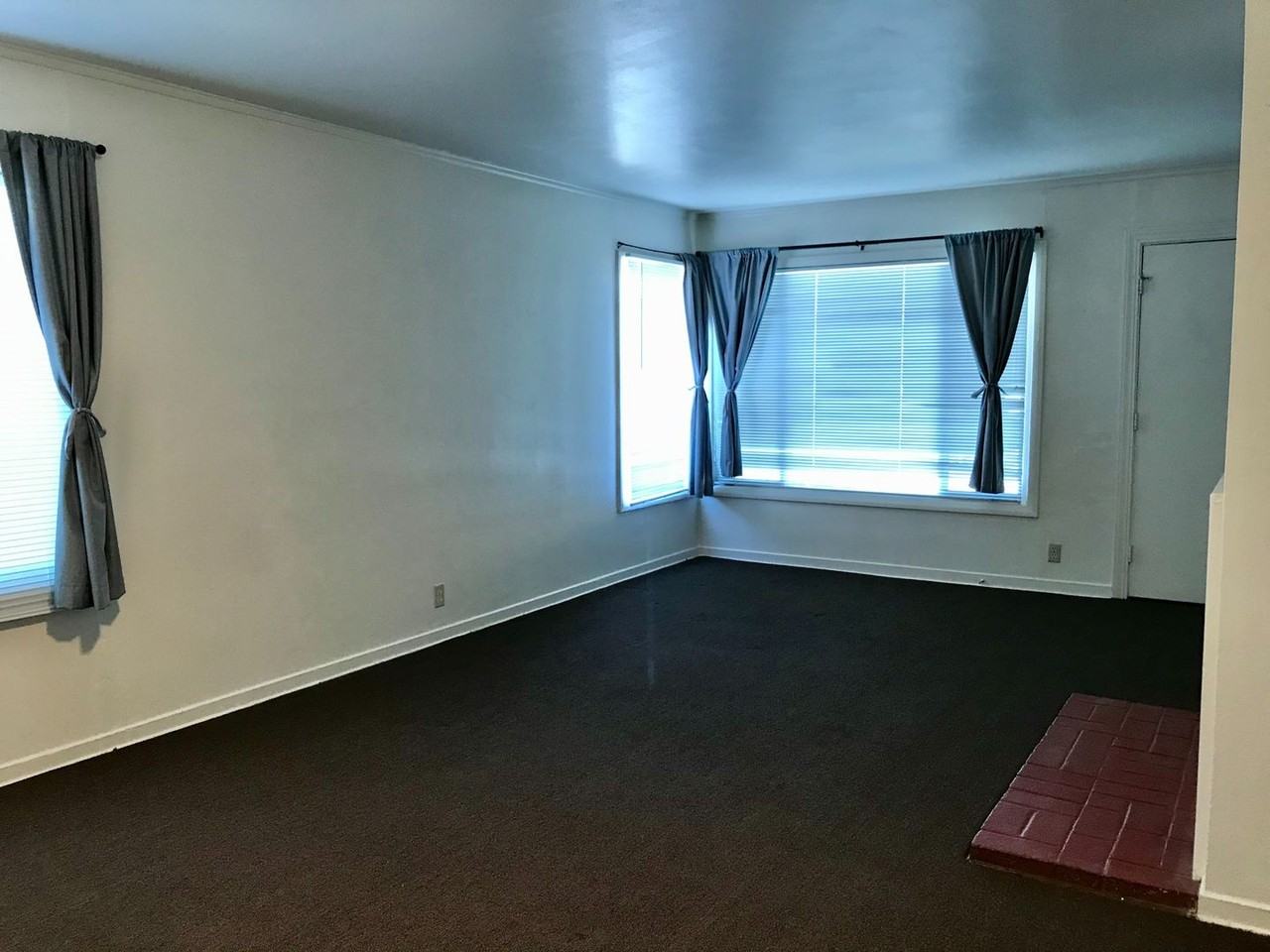 504 A St - Photo 5 of 17