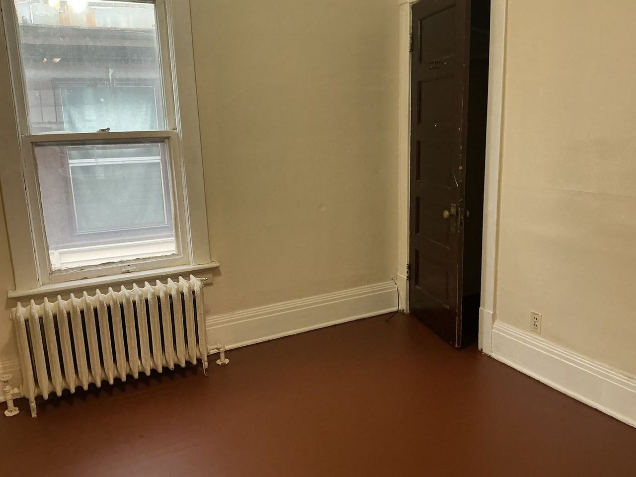 800 S 32nd St - Photo 5 of 10