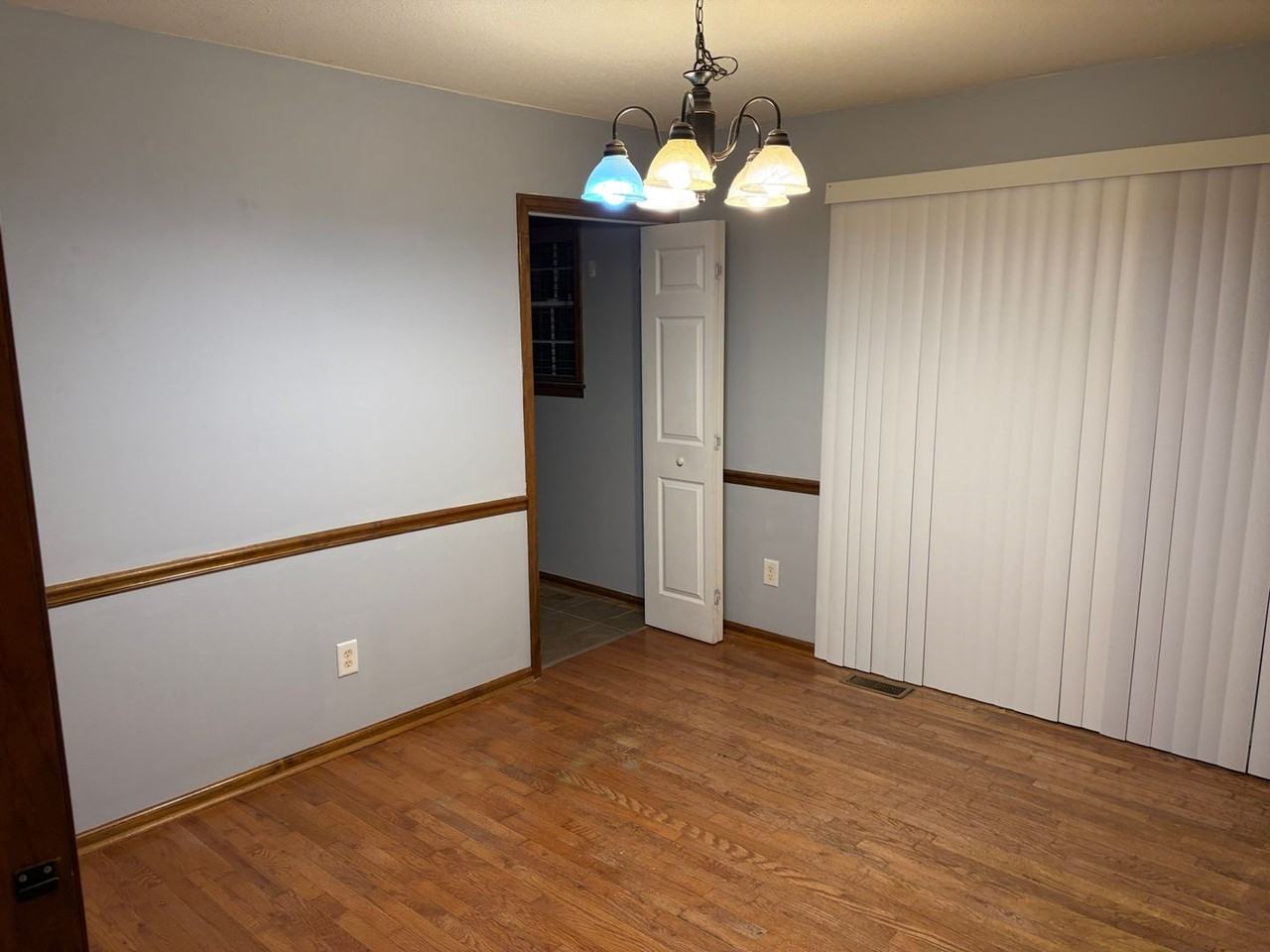 225 Laurel Oak Ln - Photo 5 of 9