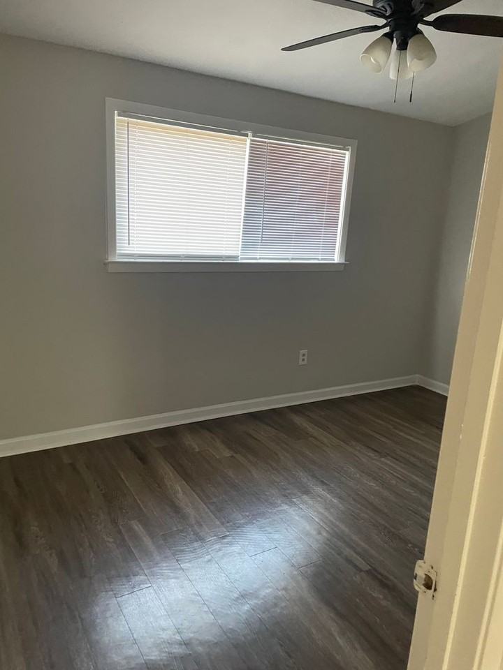 2237 Gayle Ave - Photo 6 of 8