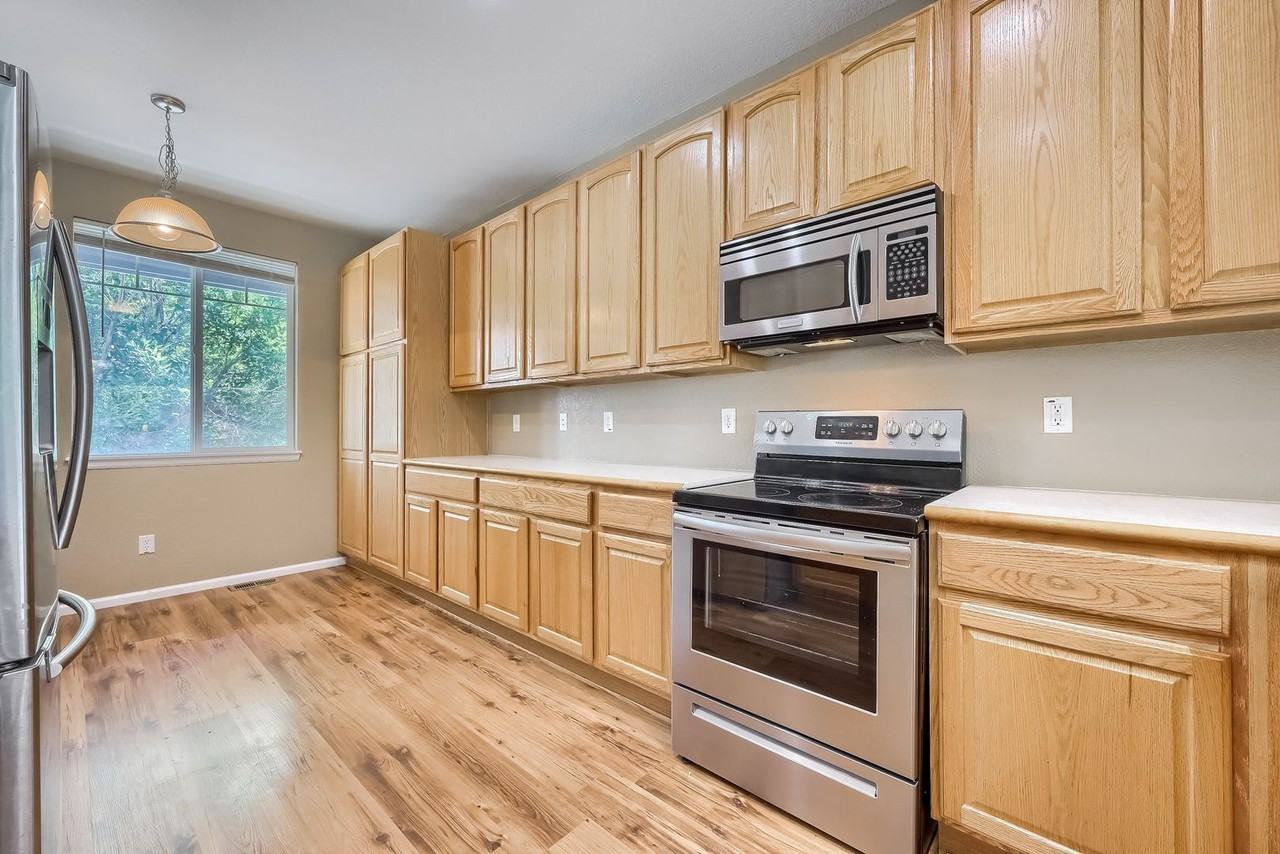 10451 Olathe Way - Photo 7 of 36