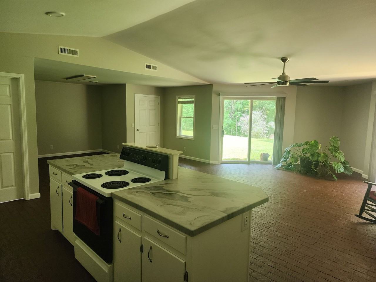 59 Pear Tree Ln - Photo 2 of 14