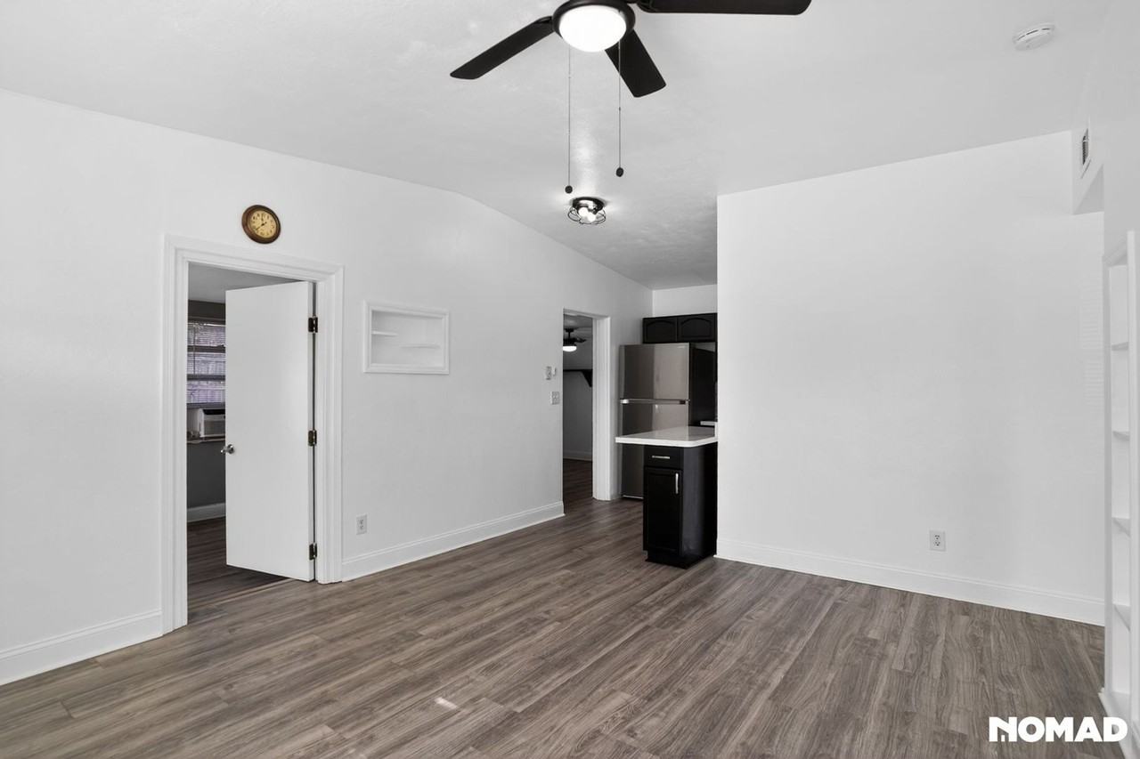 441 E 5th St - Photo 6 of 28