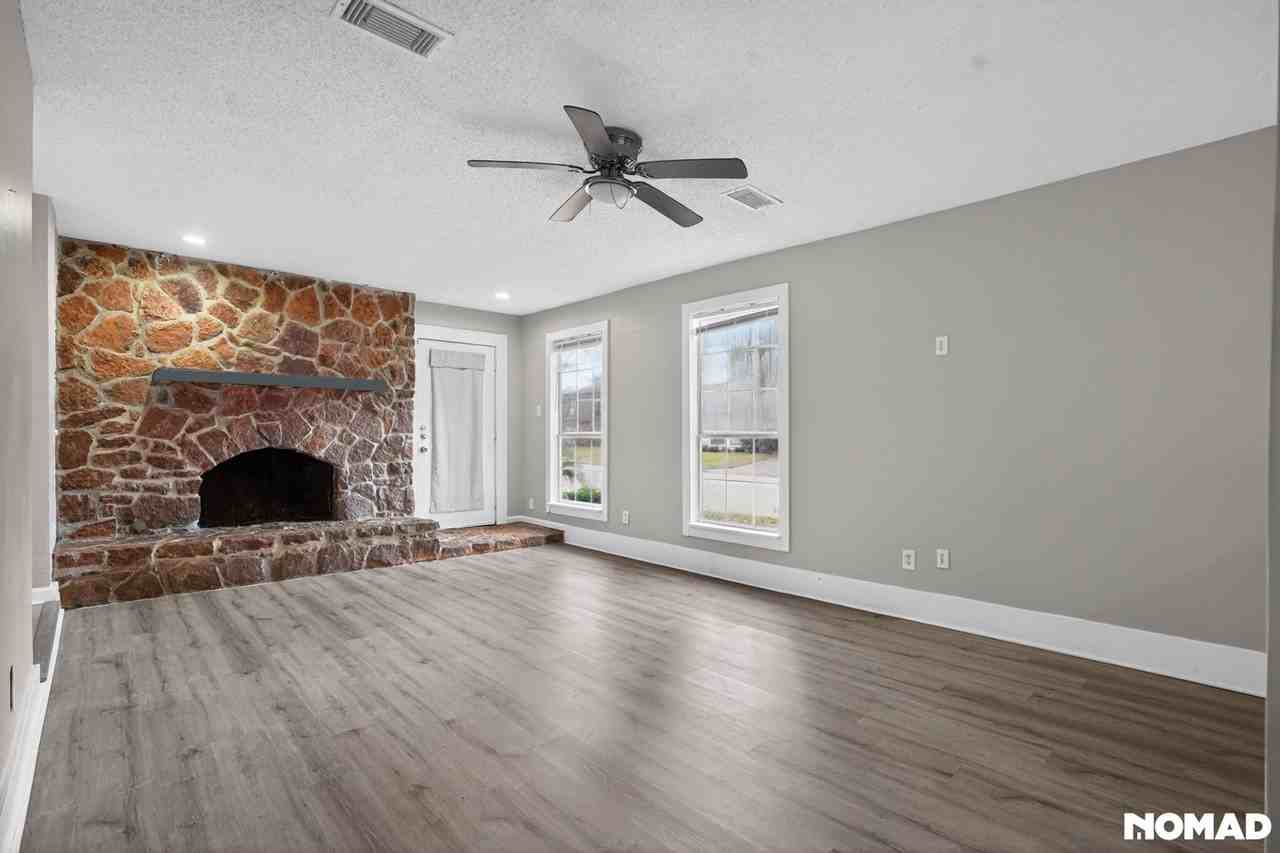 17805 Villa Way Dr - Photo 7 of 39