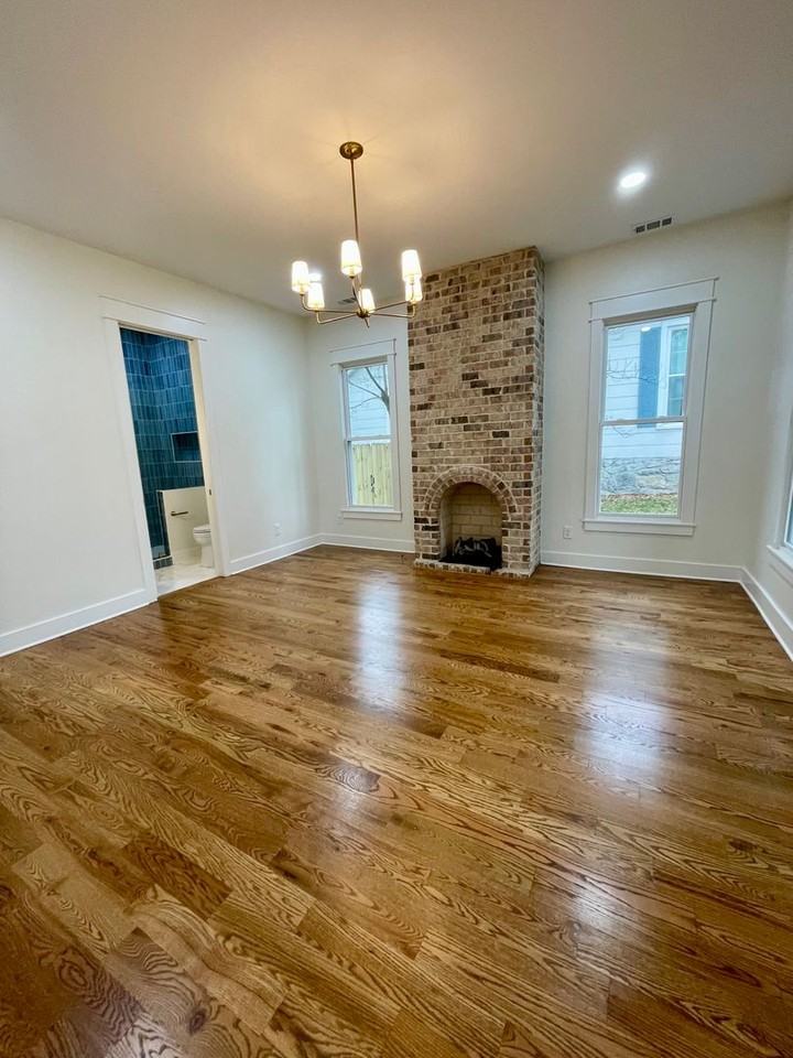 323 50th Ave N - Photo 6 of 50