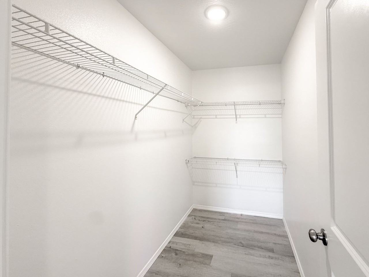 3404 N Nixon Ave - Photo 7 of 14