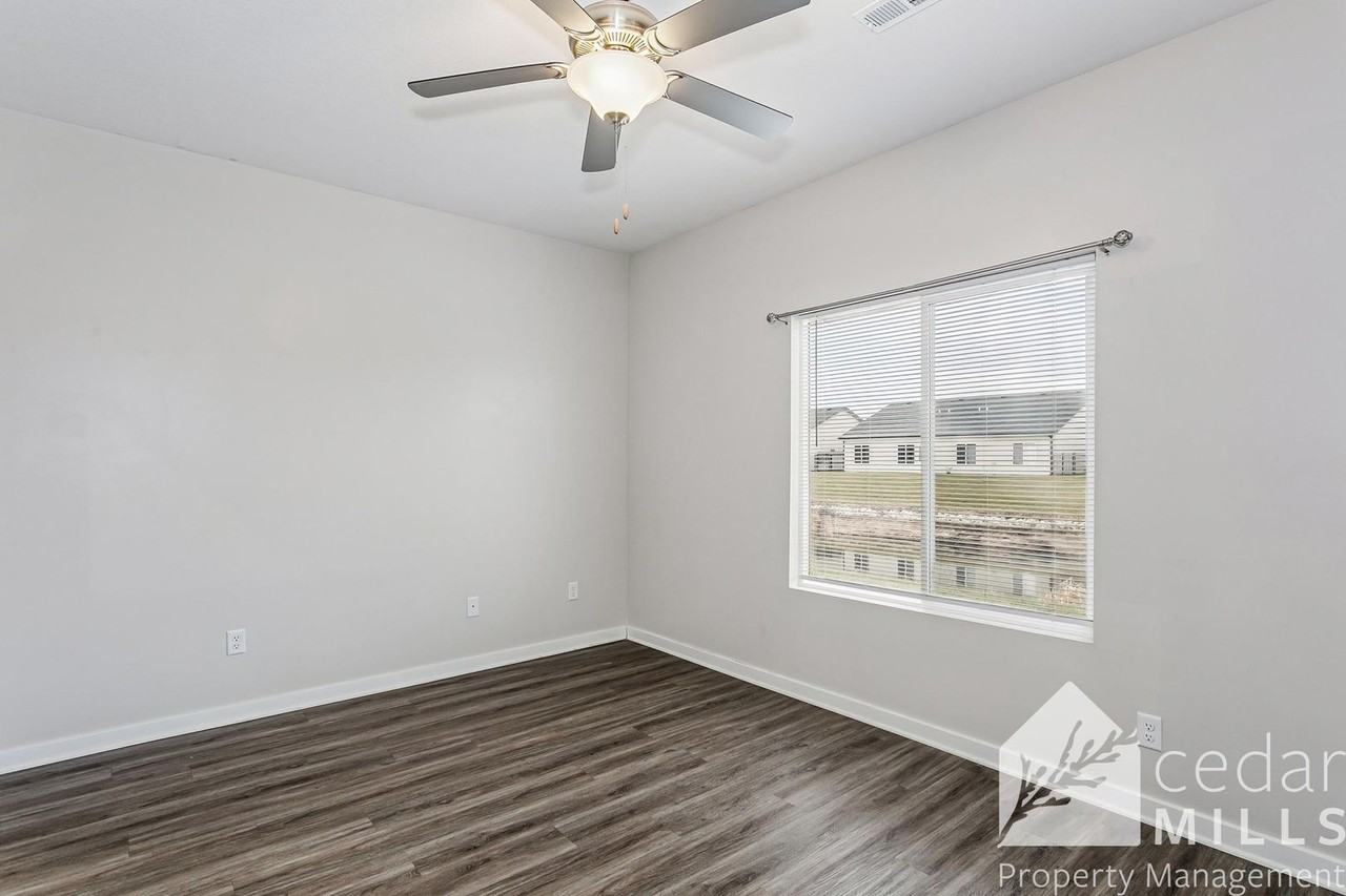 12044 W Shadow Lakes St - Photo 7 of 13