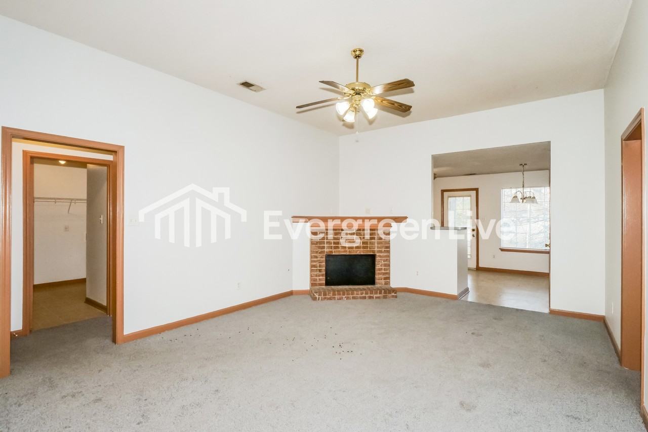 2721 Green Turtle Trl E - Photo 4 of 16