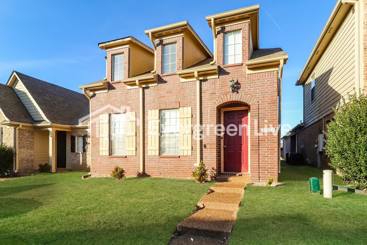 10178 Sorrento Pl - Photo 3 of 16