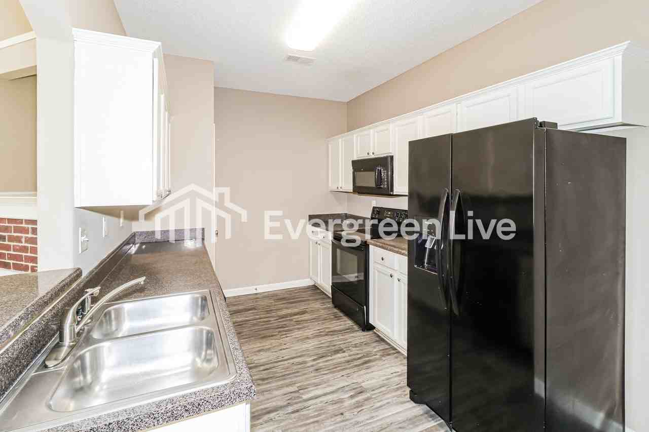 10178 Sorrento Pl - Photo 7 of 16