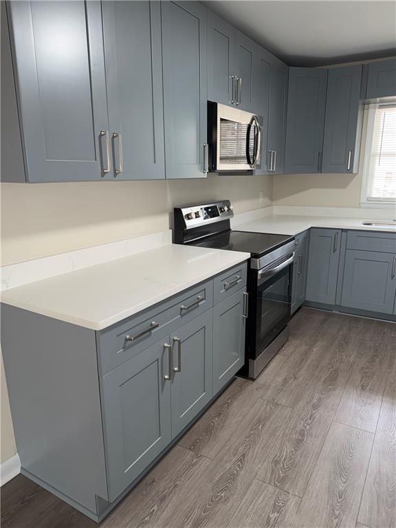 2473 Ben Hill Rd - Photo 6 of 16