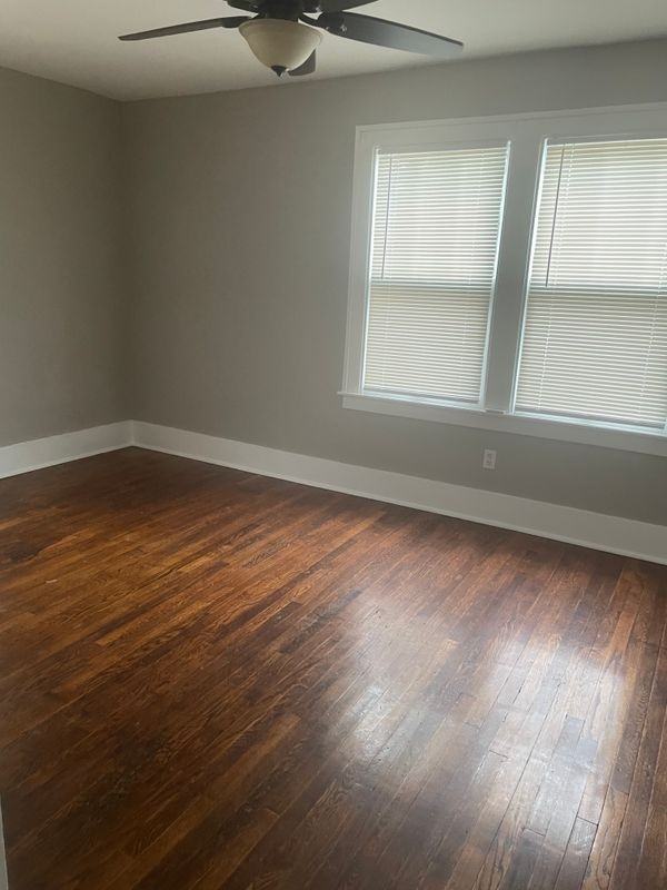 19339 Fenelon St - Photo 3 of 15