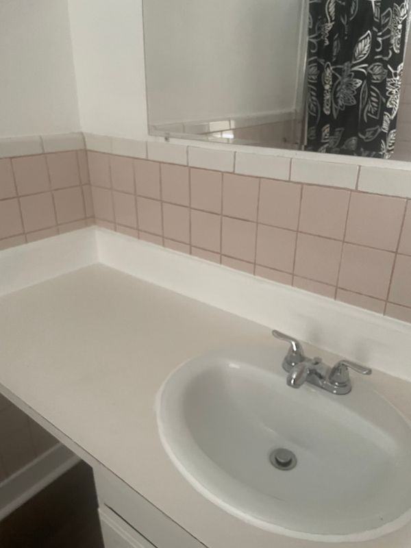 19339 Fenelon St - Photo 5 of 15